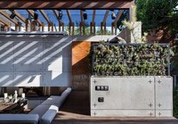 Intimate Patio Lounges Image 6