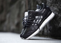 Split-Tongue Sneakers Image 3