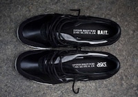 Split-Tongue Sneakers Image 5