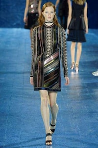 Contemporary Folkloric Fashion Image 6
