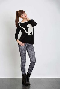 Luxe Cashmere Travelwear Image 5