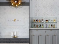 Vanity-Inspired Beauty Displays Image 2