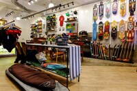 Experiential Surf Shops Image 3