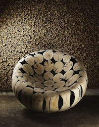 Discarded Tree Trunk Sculptures Image 3
