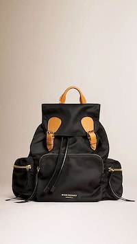 Versatile Haute Knapsacks Image 3