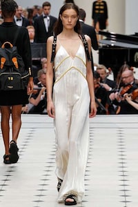 Versatile Haute Knapsacks Image 7