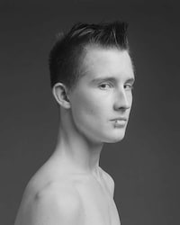 Elegant Transgender Portraits Image 8
