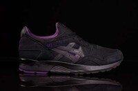 Spooky Running Sneakers Image 3