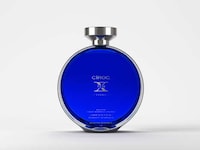 Perfume-Like Vodka Bottles Image 3