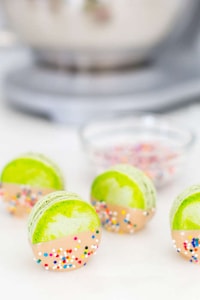 Candy Apple Macarons Image 2