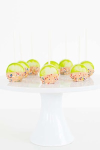 Candy Apple Macarons Image 5