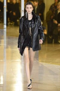 Sultry Military Fashion Image 6