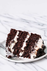 Messy Mudslide Cakes Image 2