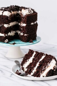Messy Mudslide Cakes Image 3