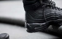 Sneaker-Boot Hybrids Image 4