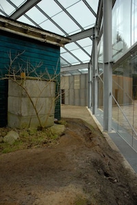 Glass-Covered Memorial Sites Image 7