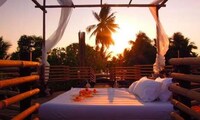 Outdoor Treehouse Resorts Image 3