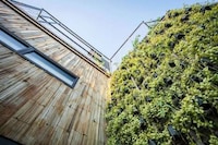Outdoor Treehouse Resorts Image 6