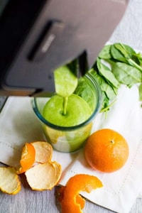 Citrusy Avocado Smoothies Image 2