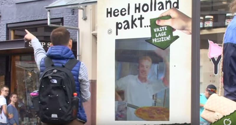 Live Streaming Pizza Screens