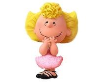 Couture-Clad Cartoons Image 3