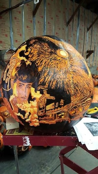 Professional Pumpkin Carvings Image 5