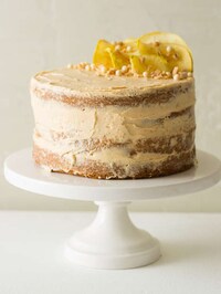 Spicy-Sweet Thanksgiving Cakes Image 2