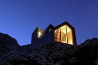Multi-Tiered Mountain Homes Image 8