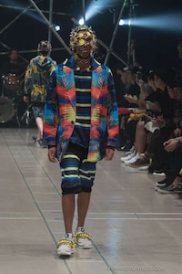 Exaggerated Graphic Couture Image 4