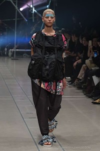 Exaggerated Graphic Couture Image 8