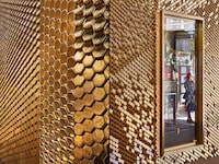 Opulent Ceramic Installations Image 3