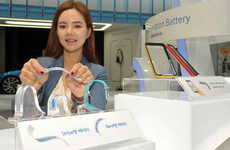 Contouring Flexible Batteries