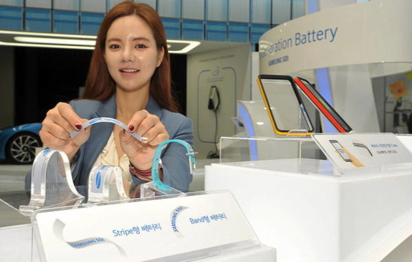 Contouring Flexible Batteries