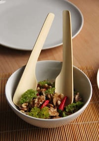 Minimalist Bamboo Utensils Image 4