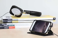 Kickstand Smartphone Wallets Image 3