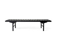 Minimalist Woolen Daybeds Image 5