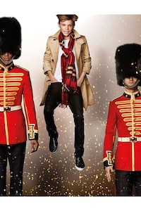 Ballet-Inspired Ad Campaigns Image 5