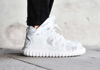 White Camo Sneakers Image 2