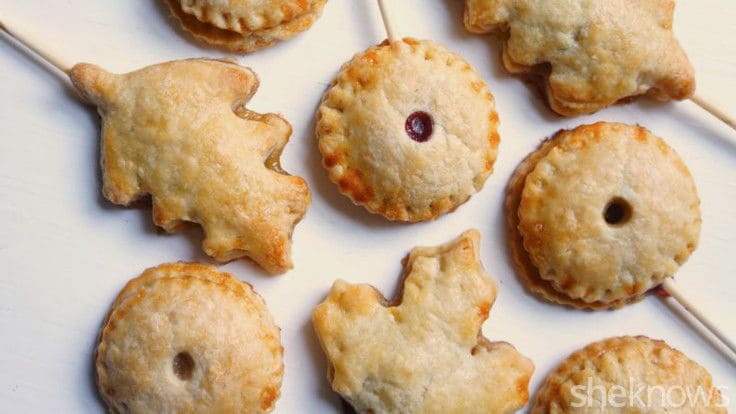 Apple Pie Pops