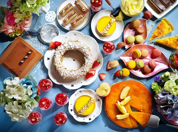 29 Entertainment-Focused Dining Ideas