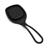 Styled Metalwork Utensils Image 6