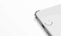 Skeletal Smartphone Cases Image 6