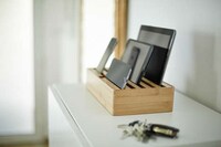 Multi-Device Charging Docks Image 7