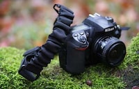 Bungee Cord Camera Straps Image 4