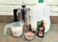 DIY Minty Mocha Drinks Image 2