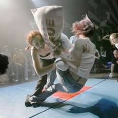 Pillow Fighting Now a Sport