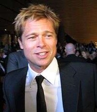Brad starts "Fight Club" with Jen Image 2