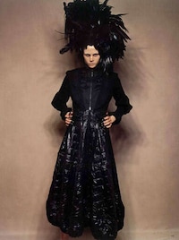 Avian-Inspired Headwear Image 4