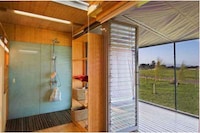 Nomad Bachelor Pads Image 6