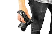 Camera-Clutching Accessories Image 2